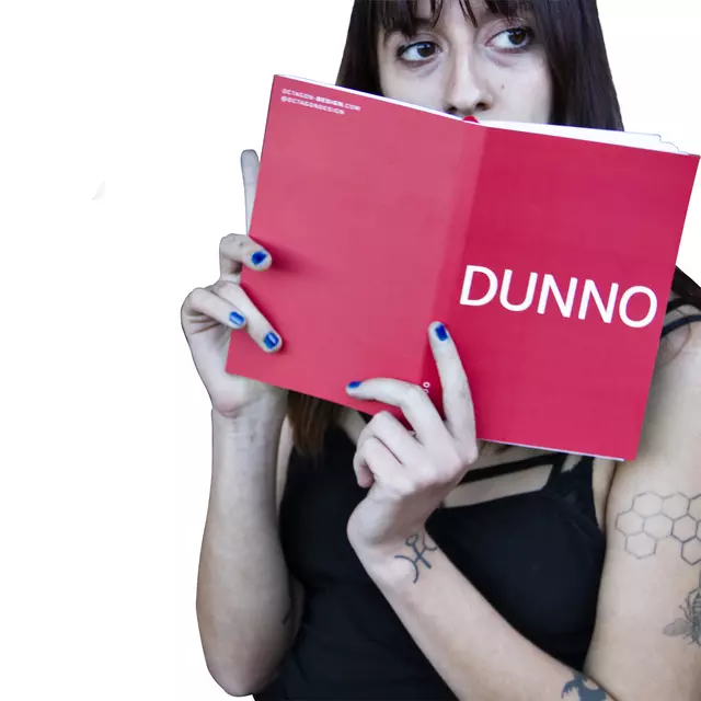 Een Notitieboek Octàgon DUNNO A5 135x200mm dots rood koop je bij EconOffice