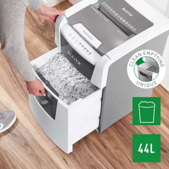 Buy your Paper shredder Leitz IQ Auto+ Office 150 P5 shreds 2x15mm at QuickOffice BV