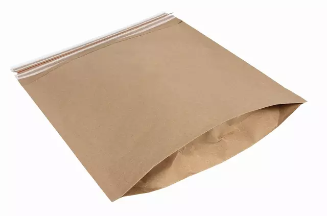 Een Sendbag verzendverpakking IEZZY 34/38 x 44 + 9,5cm bruin koop je bij Kantoorvakhandel van der Heijde