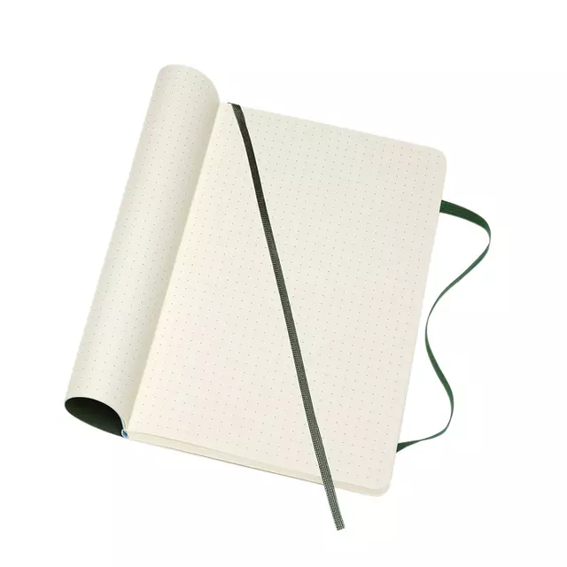 Een Notitieboek Moleskine large 130x210mm dots soft cover myrtle green koop je bij Van Leeuwen Boeken- en kantoorartikelen