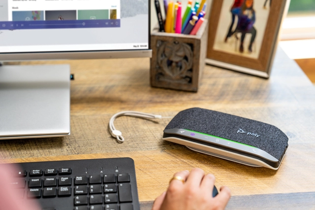 Een Speakerphone HP POLY Sync 20+ USB-C koop je bij Totaal Kantoor Goeree