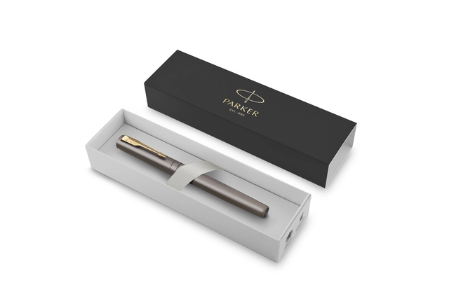 Een Stylo plume Parker IM Collection Grey GT Medium koop je bij QuickOffice BV