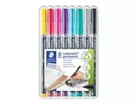 Een Viltstift Staedtler Lumocolor 317 permanent M set à 8 kleuren koop je bij Van Leeuwen Boeken- en kantoorartikelen