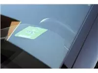 Een Parkeerschijf Kangaro E-car met blauwe en groene zijde koop je bij MV Kantoortechniek B.V.
