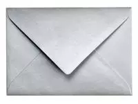 Een Envelop Papicolor C6 114x162mm metallic zilver koop je bij Van Leeuwen Boeken- en kantoorartikelen