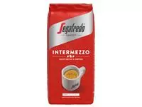 Een Koffie Segafredo Intermezzo bonen 1000gr koop je bij Van Leeuwen Boeken- en kantoorartikelen