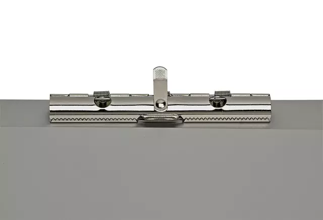 Een Klembordkoffer MAUL Assist A4 staand zijopening aluminium koop je bij Goedkope Kantoorbenodigdheden
