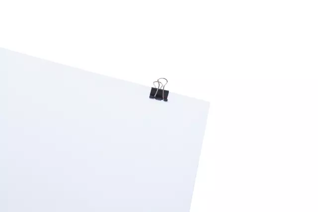 Een Papierklem MAUL 213 foldback 16mm capaciteit 5mm zwart koop je bij EconOffice