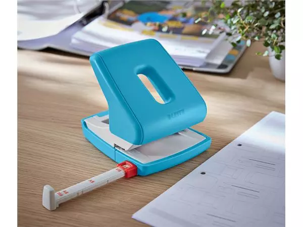 Een PERFORATOR LEITZ COSY 30 VEL BLAUW koop je bij Kantoorvakhandel van der Heijde