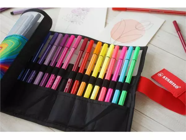 Een Viltstift STABILO Pen 68/25 Arty roletui medium assorti set à 25 stuks koop je bij NiceSupplies.nl