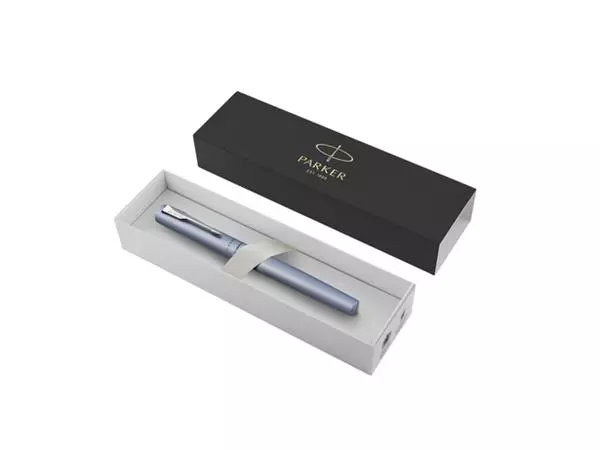 Een Rollerpen Parker Vector XL silver-blue medium koop je bij Buro De Peuter