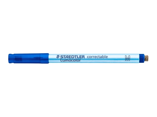 Een Viltstift Staedtler Lumocolor 305 non permanent correctable M blauw koop je bij NiceSupplies.nl