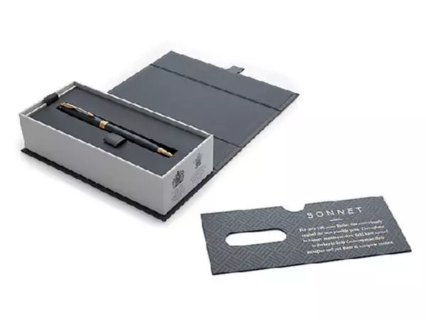 Een Balpen Parker Sonnet black lacquer GT medium koop je bij NiceSupplies.nl