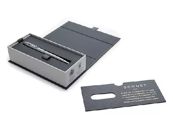 Een Balpen Parker Sonnet stainless steel CT medium koop je bij Van Hoye Kantoor BV