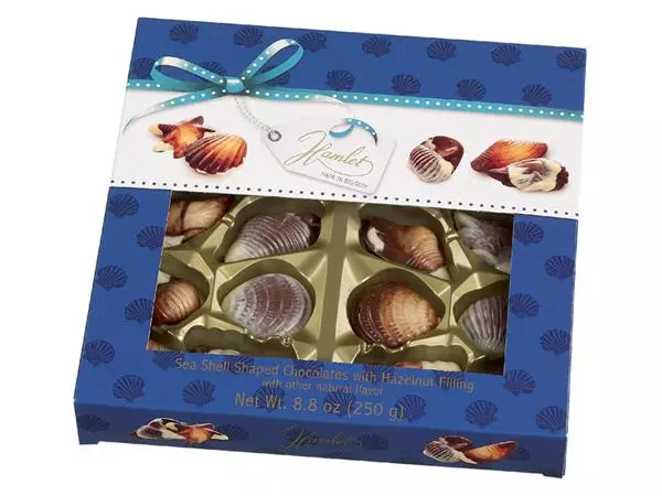 Een geschenkdoos Hamlet chocolade zeevruchten koop je bij Van Leeuwen Boeken- en kantoorartikelen