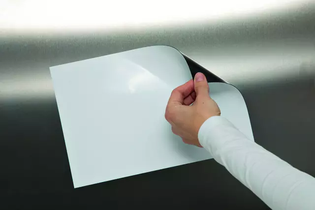 Een Magneetvel MAUL 200x300mm wit beschrijf- wisbaar en te knippen koop je bij Van Leeuwen Boeken- en kantoorartikelen