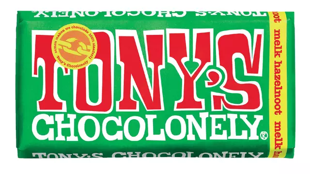 Een Chocolade Tony's Chocolonely melk hazelnoot reep 180gr koop je bij Van Leeuwen Boeken- en kantoorartikelen