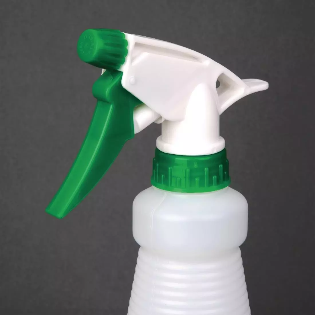 Een Jantex kleurcode sprayfles groen 750ml koop je bij ShopXPress