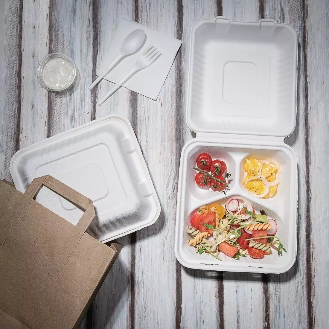 Een Fiesta Compostable composteerbare bagasse voedseldozen 3 compartimenten (200 stuks) koop je bij ShopXPress