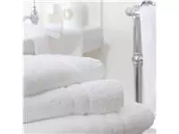 Een Mitre Comfort Nova badhanddoek wit 70x137cm koop je bij ShopXPress