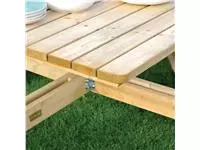 Een Rowlinson vierkante houten picknicktafel 198cm koop je bij ShopXPress