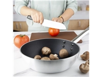 Een Vogue Teflon Platinum Plus anti-aanbak inductie sauteuse 24cm koop je bij Supplierz BV