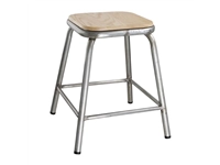 Vous pouvez acheter un Tabouret bas en acier galvanisé avec assise en bois Bolero Cantina (lot de 4) chez Supplierz BV