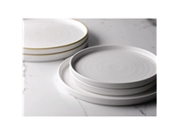 Vous pouvez acheter un Assiettes avec rebord Churchill Chefs blanches 210mm (lot de 6) chez Supplierz BV