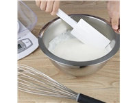 Vous pouvez acheter un Spatule et maryse embout caoutchouc Vogue 355mm chez Supplierz BV