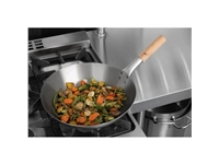 Buy your Vogue zacht stalen wok met platte bodem 35,5cm at Supplierz BV