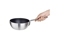 Een Vogue anti-aanbak aluminium conische sauteuse 20cm koop je bij Supplierz BV