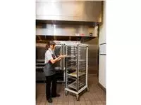 Een Cambro ultimate bakkerijwagen op volledige hoogte 600x400mm koop je bij ShopXPress