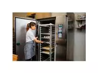 Een Cambro ultimate bakkerijwagen op volledige hoogte 600x400mm koop je bij ShopXPress