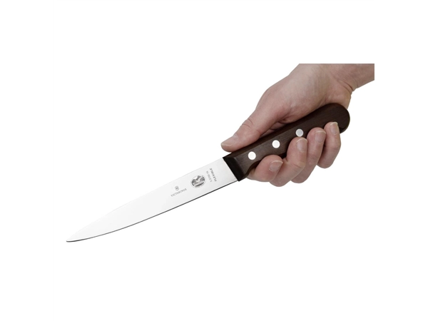 Vous pouvez acheter un Couteau à filet à manche en bois Victorinox 150mm chez Supplierz BV