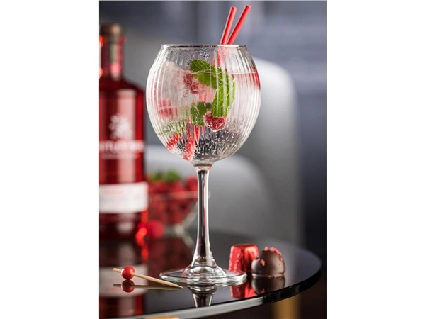 Buy your Utopia Geharde Montez-Cocktailglazen 570ml (Pak Van 6) at Supplierz BV