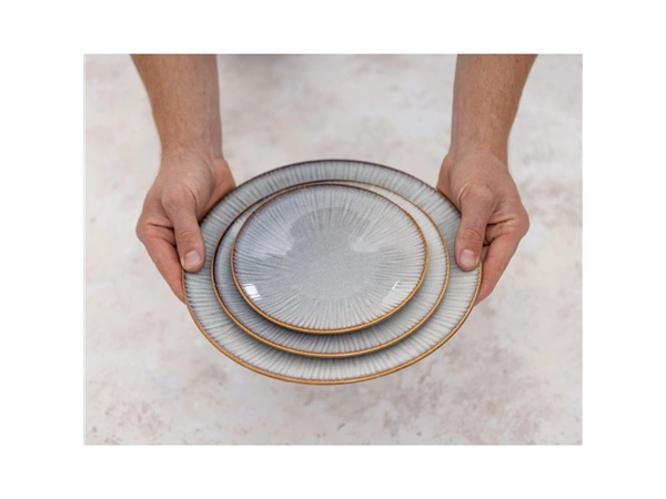 Vous pouvez acheter un Assiettes plates Olympia Drift en relief gris 220mm (lot de 6) chez Supplierz BV