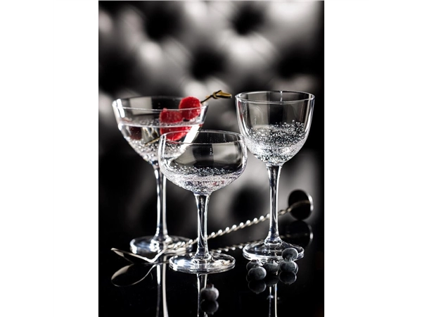 Vous pouvez acheter un Verres à martini Botanist Utopia 18cl (lot de 6) chez Supplierz BV