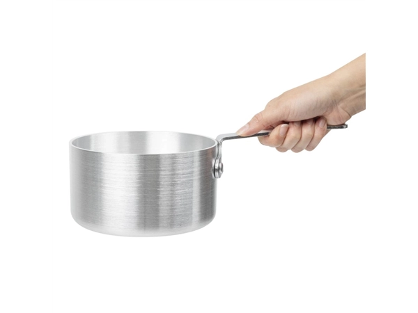 Een Vogue aluminium steelpan 1,7L koop je bij Supplierz BV