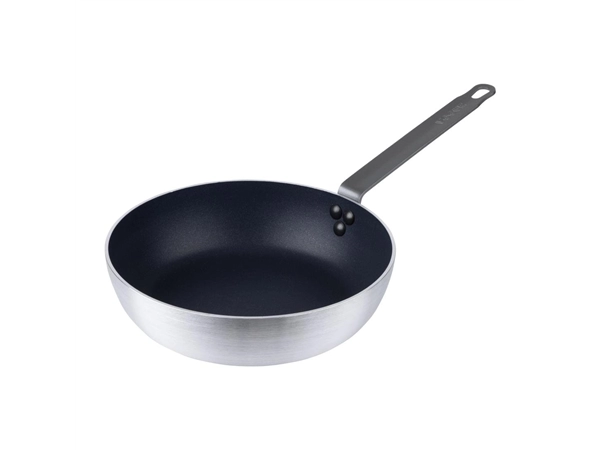 Een Vogue anti-aanbak aluminium conische sauteuse 28cm koop je bij Supplierz BV