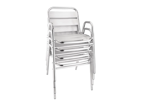 Een Bolero stapelbare aluminium stoelen (4 stuks) koop je bij Supplierz BV