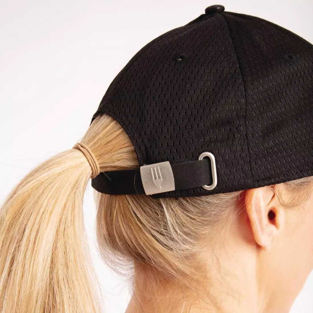 Een Chef Works Cool Vent baseball cap zwart en rood koop je bij ShopXPress