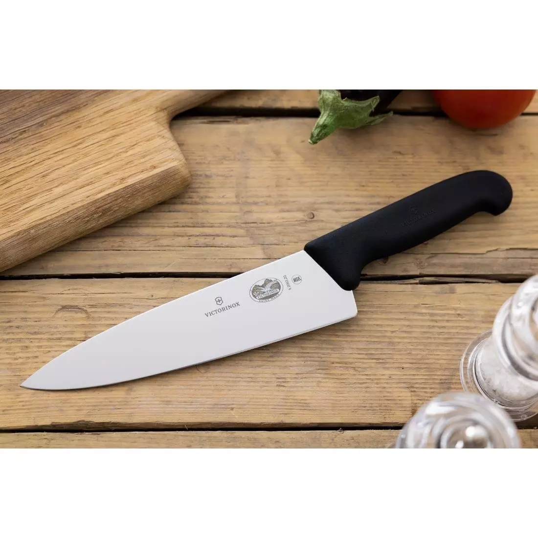 Een Victorinox Fibrox extra breed koksmes 20,5cm koop je bij ShopXPress