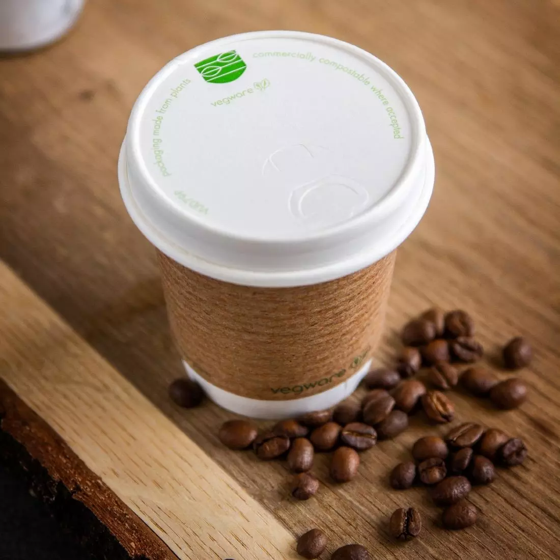 Een Vegware 79-Serie composteerbare koffiebeker deksels (1000 stuks) koop je bij ShopXPress