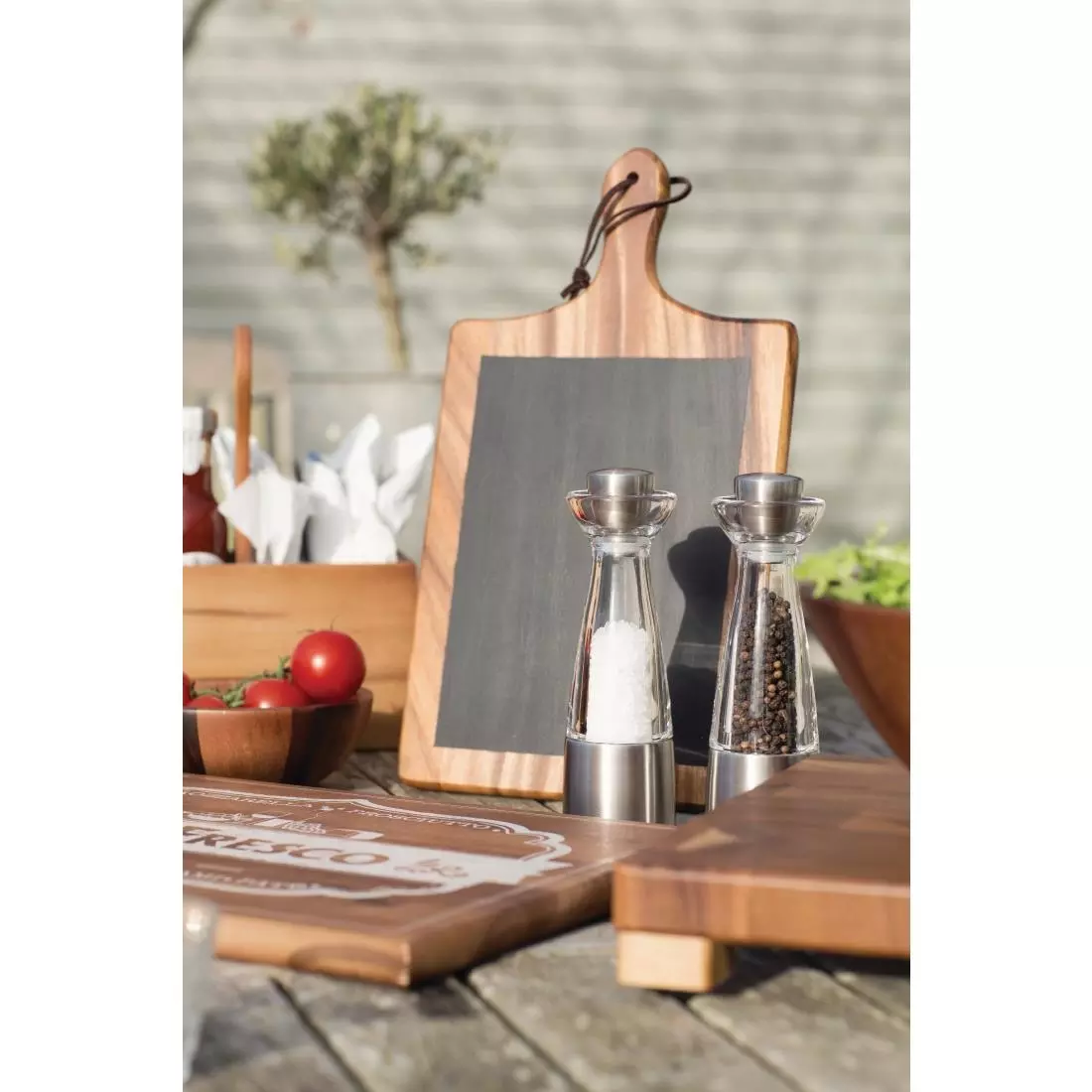 Een T&G Woodware Toscaanse krijtbordplank met standaard koop je bij ShopXPress