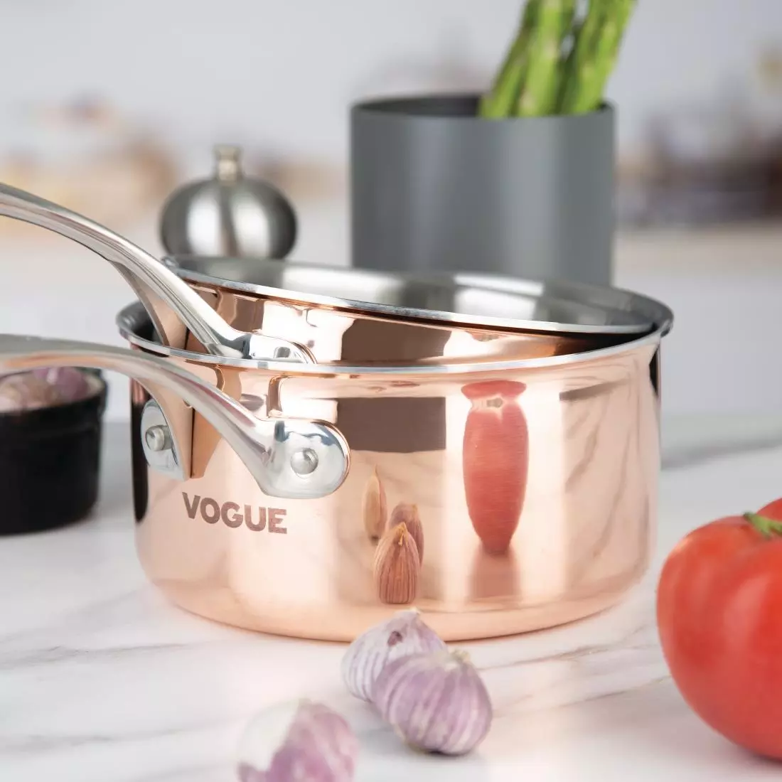 Een Vogue Triwall koperen inductie steelpan 18cm koop je bij ShopXPress