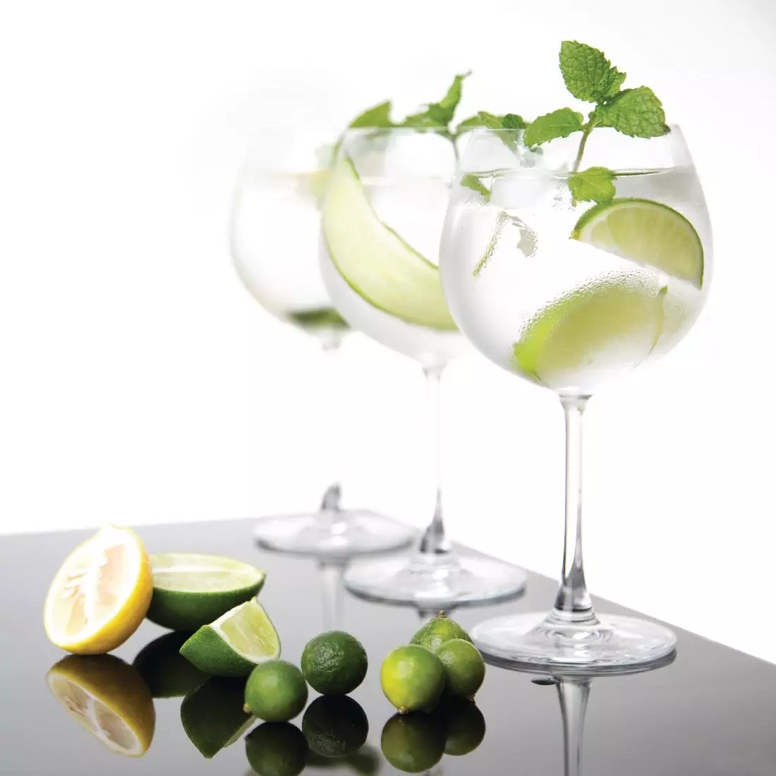 Een Olympia Bar Collection kristallen gin tonic glazen 645ml (6 stuks) koop je bij ShopXPress