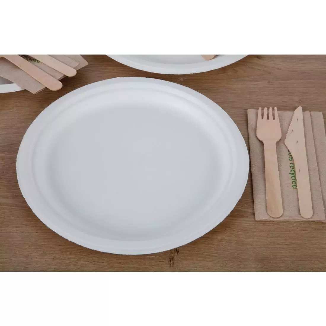 Een Fiesta Compostable composteerbare bagasse borden 26cm (50 stuks) koop je bij ShopXPress