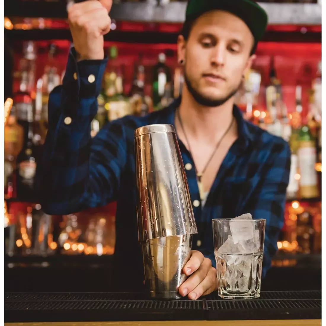 Een Beaumont Mezclar RVS tin-on-tin Boston cocktailshaker koop je bij ShopXPress