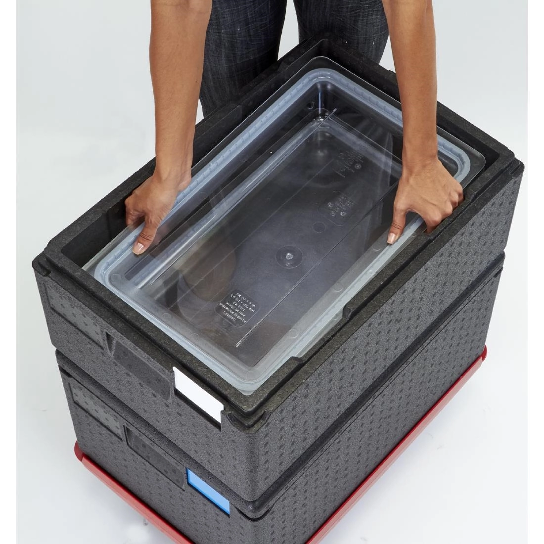 Een Cambro polycarbonaat bak GN 1/1 15cm koop je bij ShopXPress