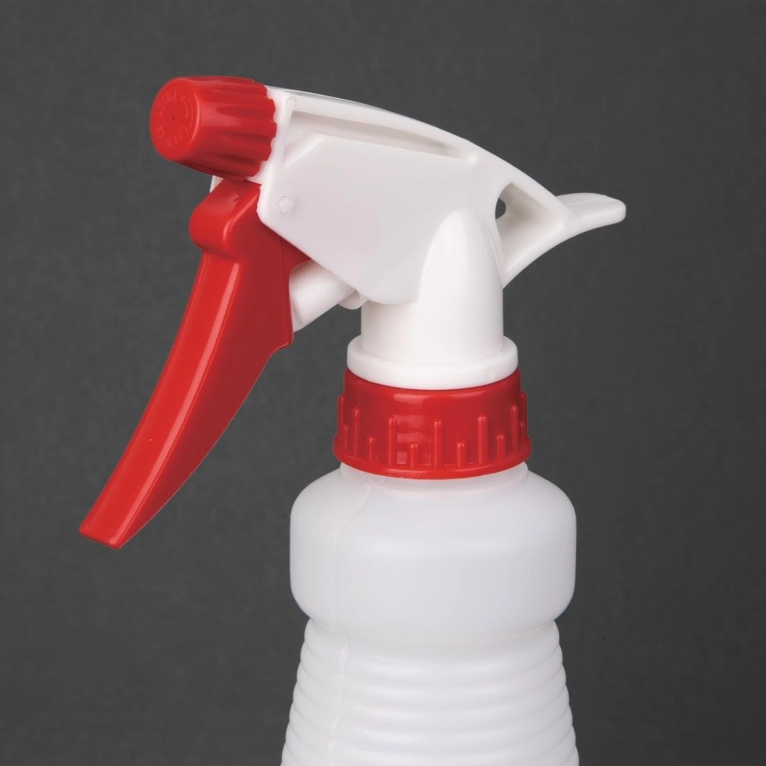 Een Jantex kleurcode sprayfles rood 750ml koop je bij Supplierz BV